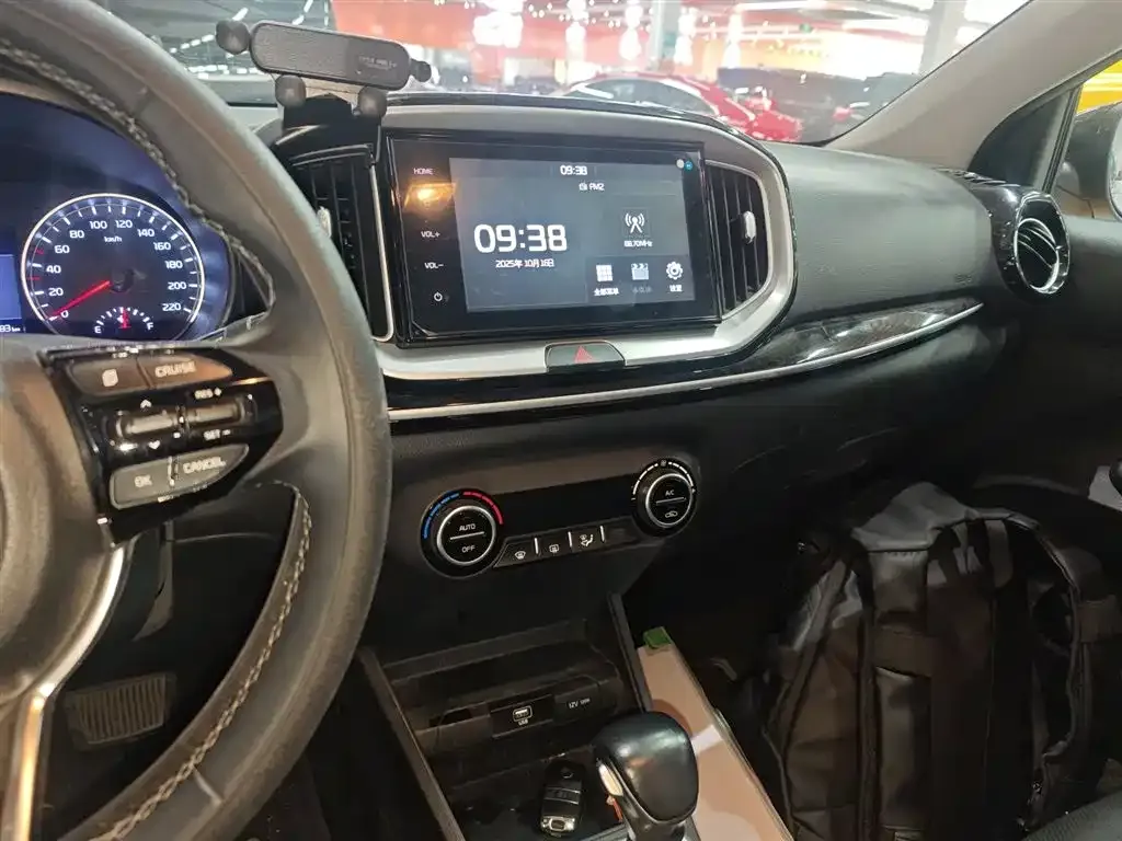 Kia KX1 — фото 6