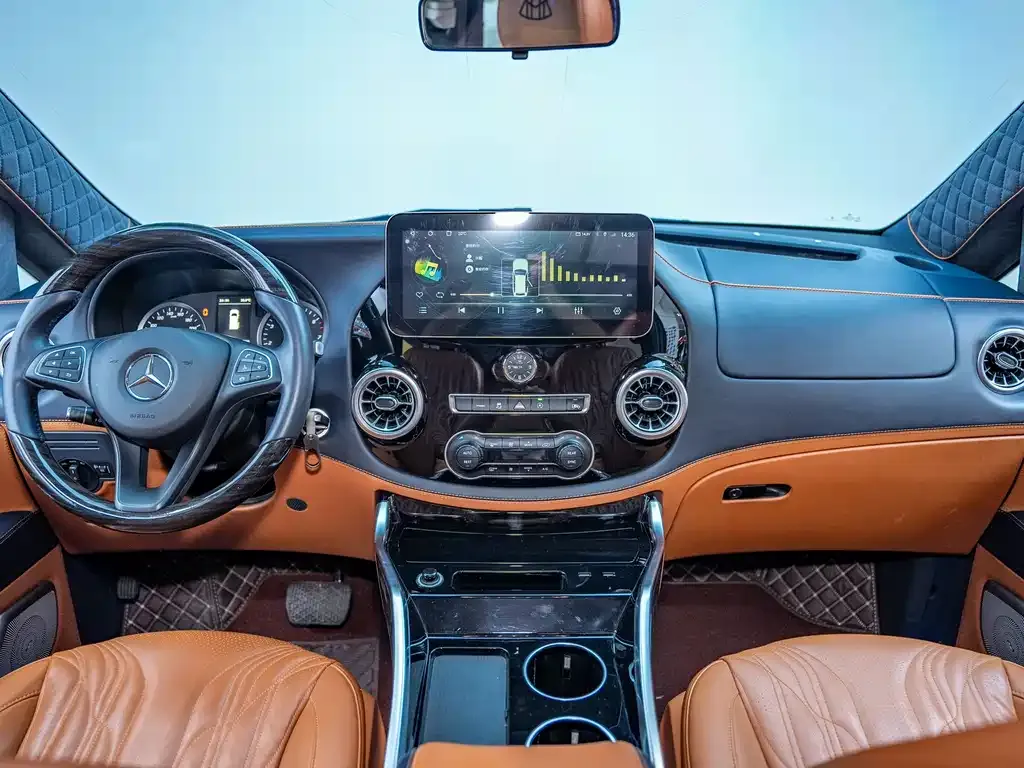 Mercedes-Benz Vito 2023 из CN, фото 8