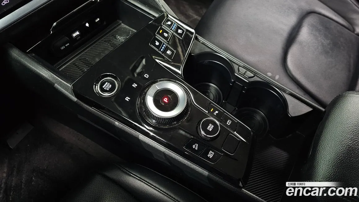 Kia Sportage — фото 9
