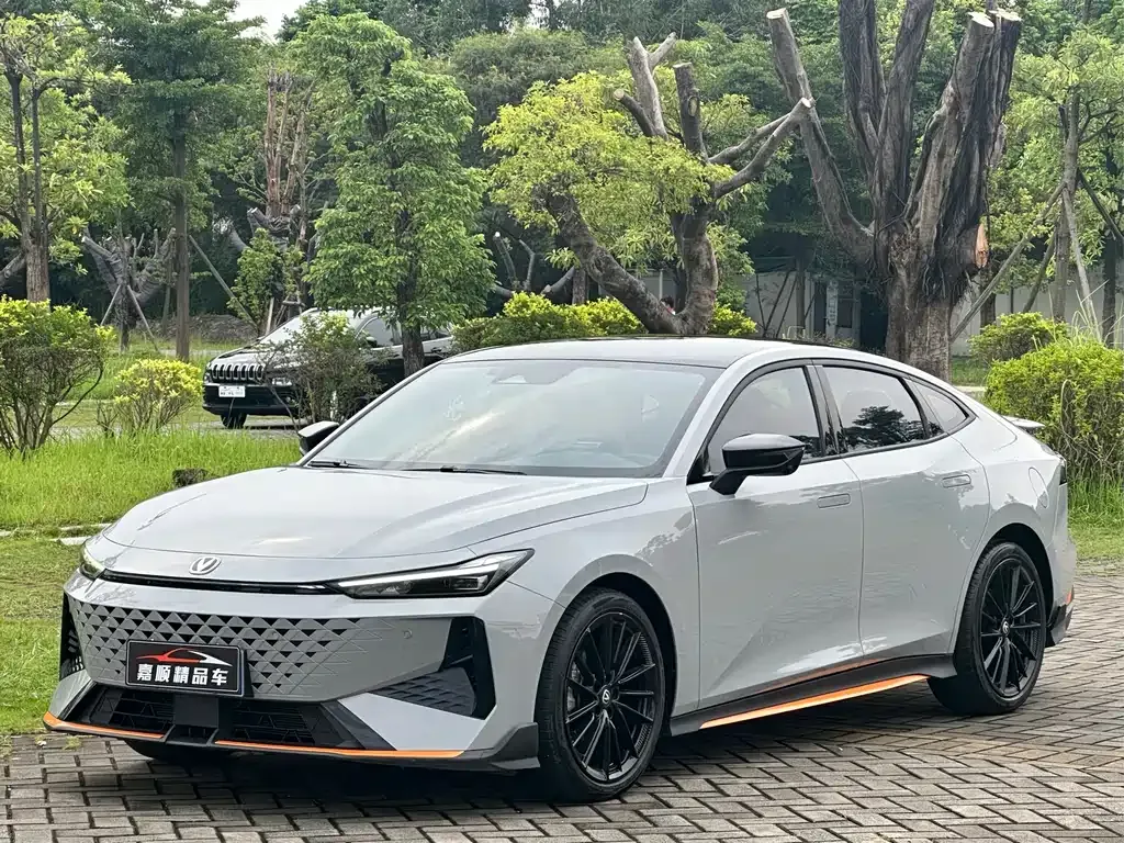 Changan UNI-V 2024 из CN, фото 1
