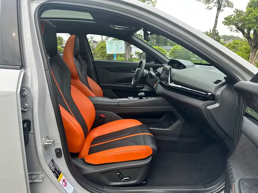 Changan UNI-V 2024 из CN, фото 10