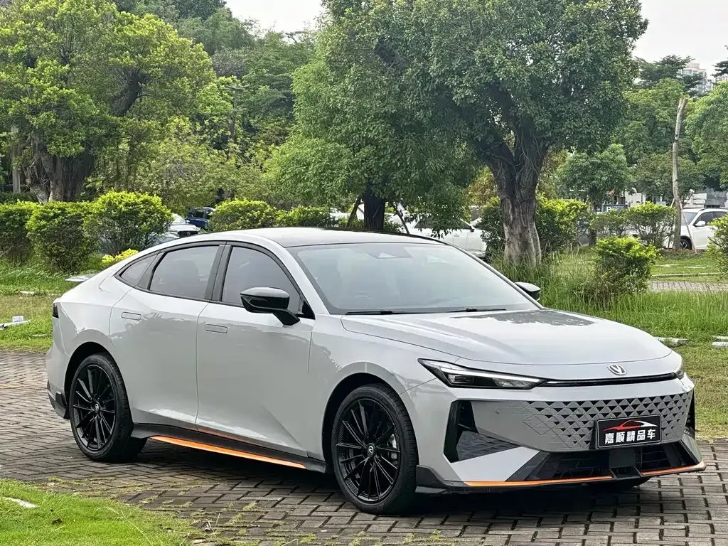 Changan UNI-V 2024 из CN, фото 3