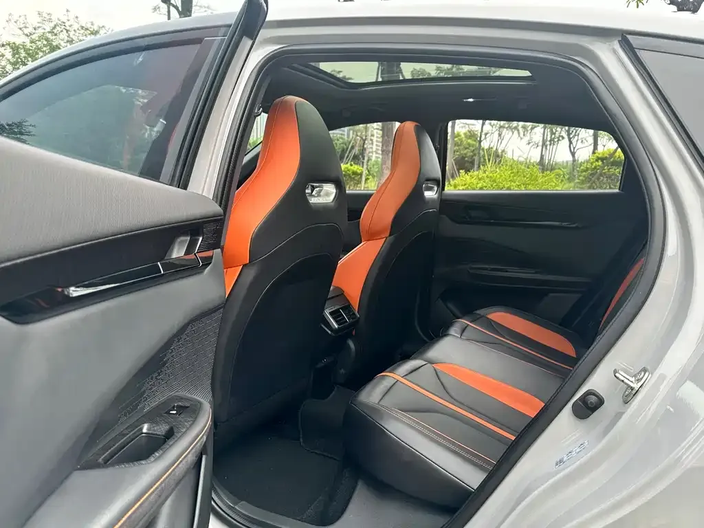 Changan UNI-V 2024 из CN, фото 9