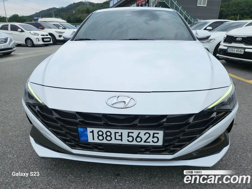 Hyundai AVANTE — фото 3