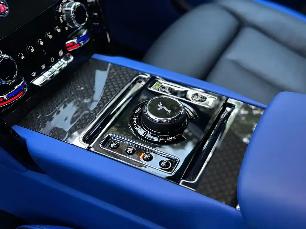 Rolls-Royce Cullinan 2023 из CN, фото 7