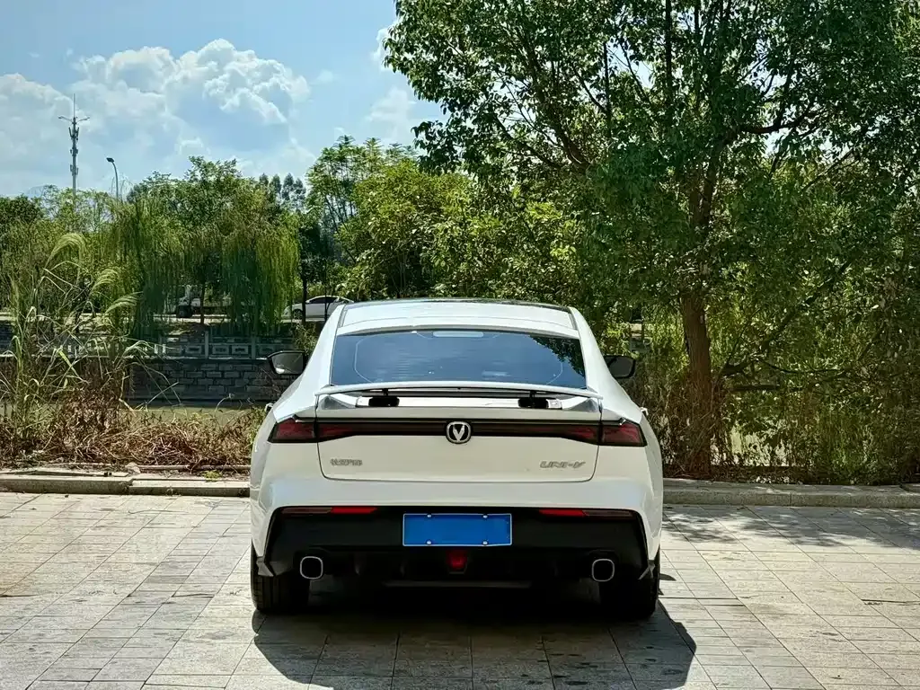 Changan UNI-V 2023 из CN, фото 4