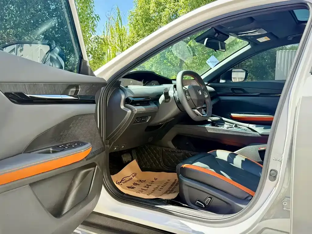 Changan UNI-V 2023 из CN, фото 7