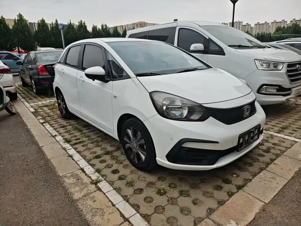 Honda Fit — фото 3