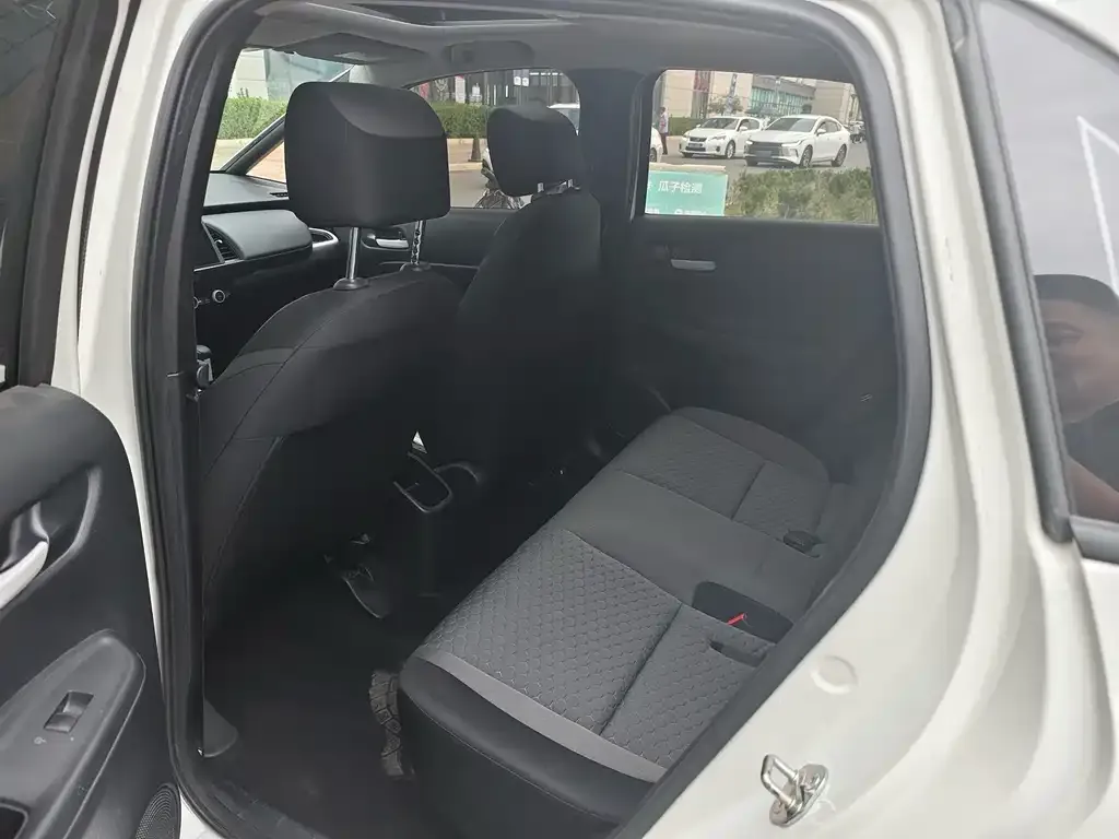 Honda Fit — фото 5