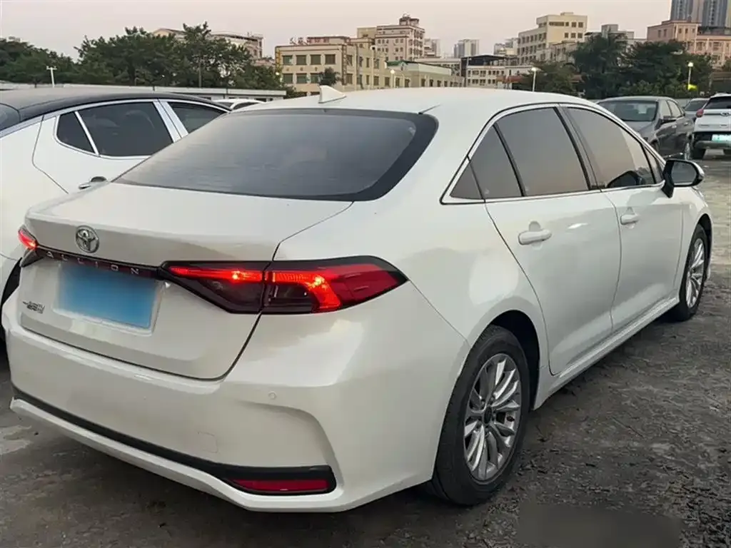 Toyota Allion — фото 7