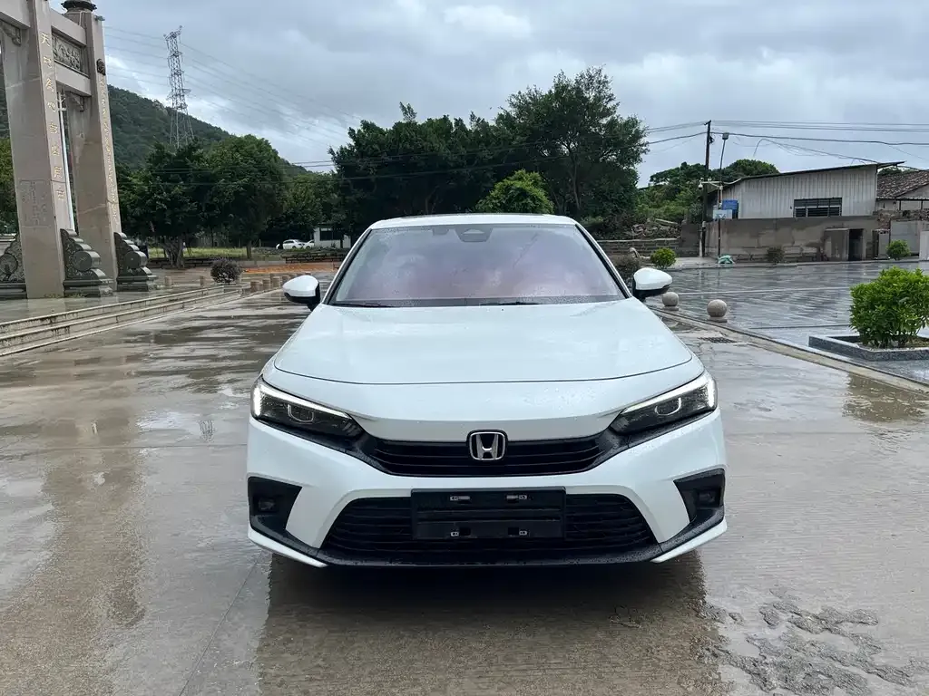 Honda Civic 2023 из CN, фото 2