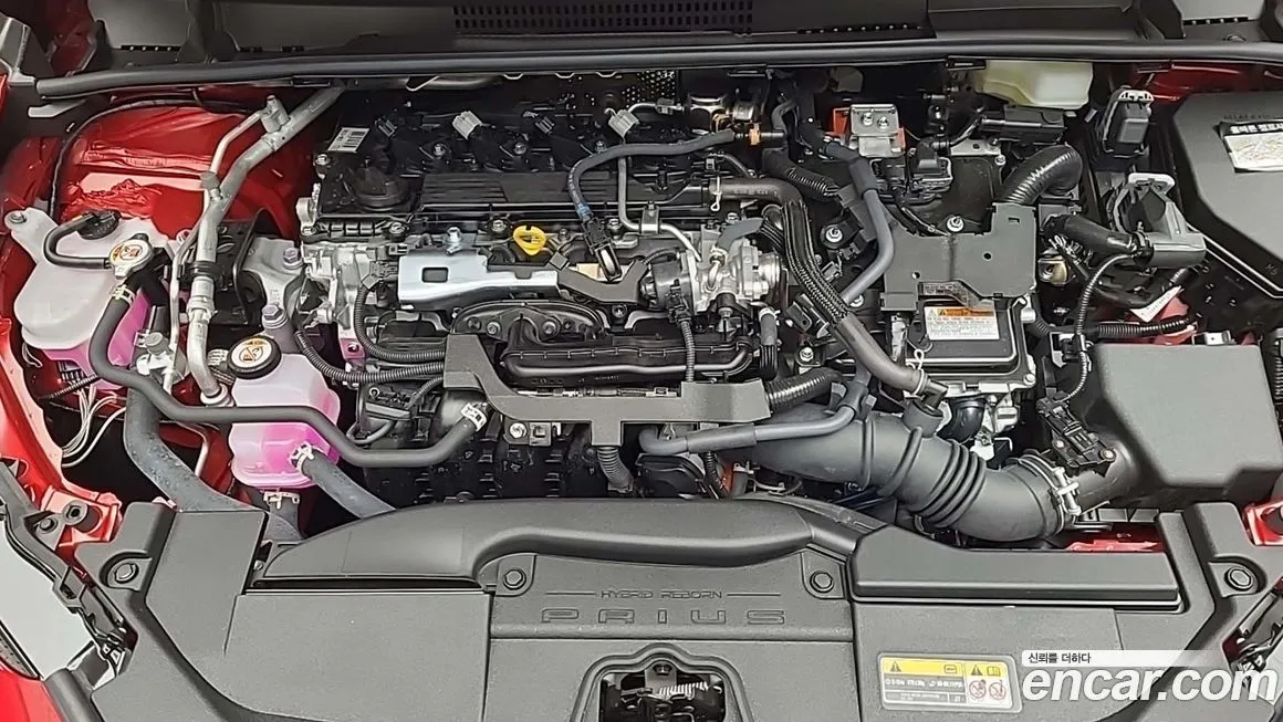 Toyota Prius — фото 6