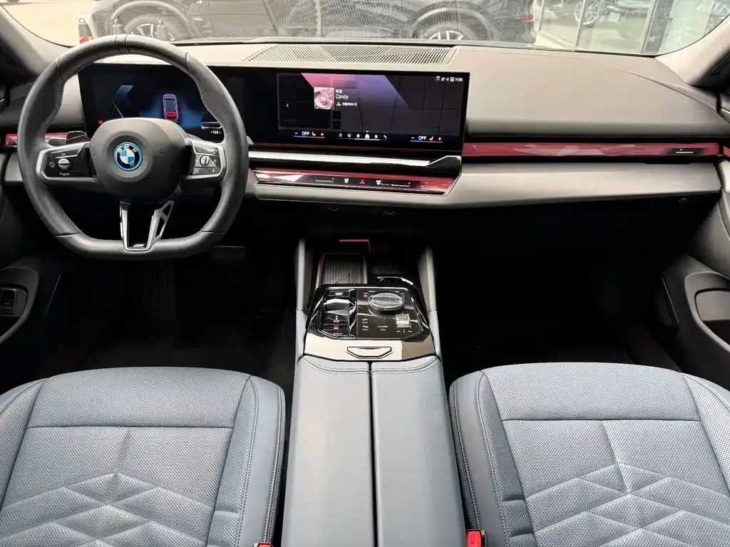 BMW i5 2025 из CN, фото 10