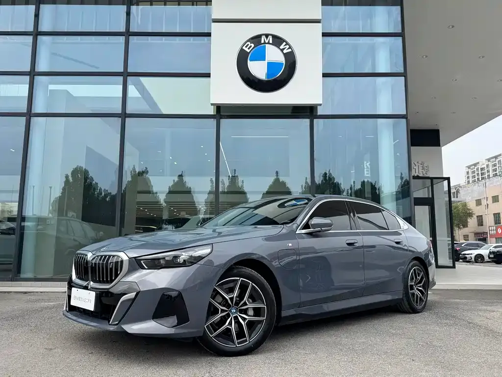 BMW i5 2025 из CN, фото 2
