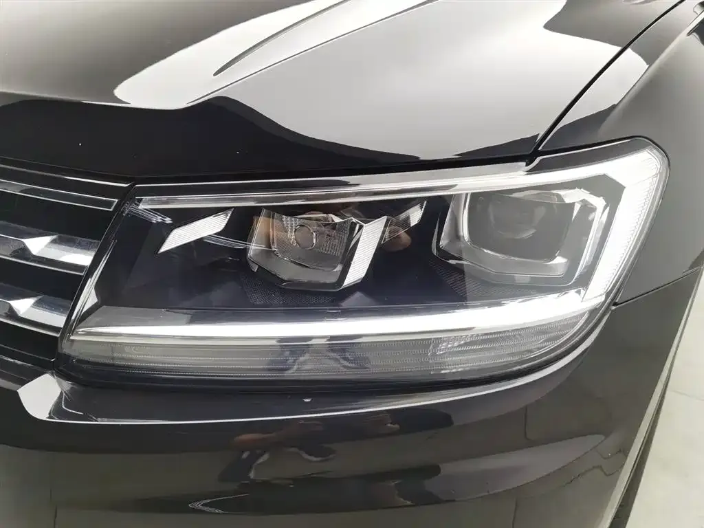 Volkswagen Tiguan L 2021 из CN, фото 7