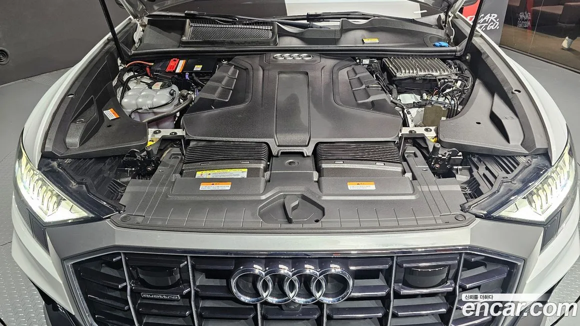 Audi Q8 2021 из KR, фото 6