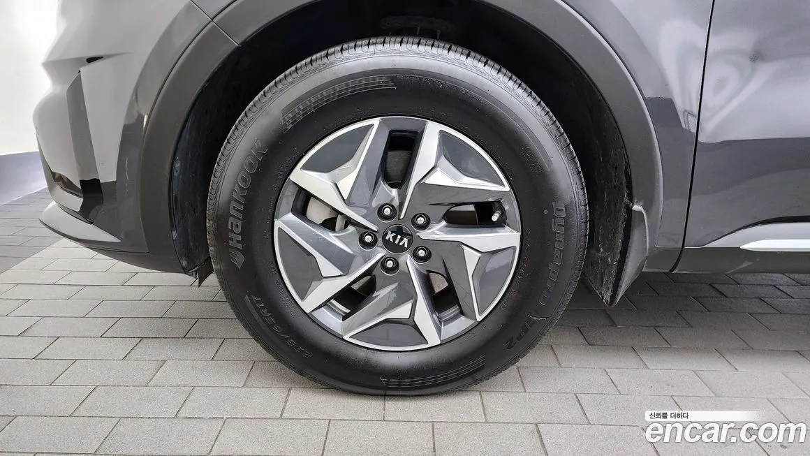 Kia Sorento — фото 5