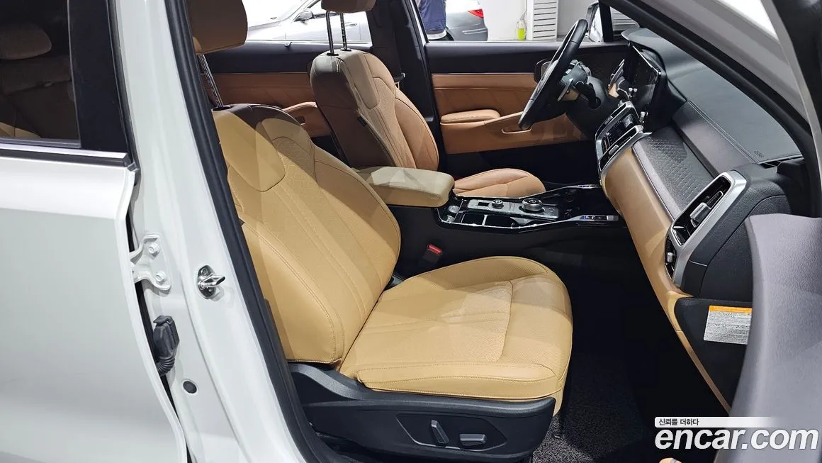 Kia Sorento — фото 10