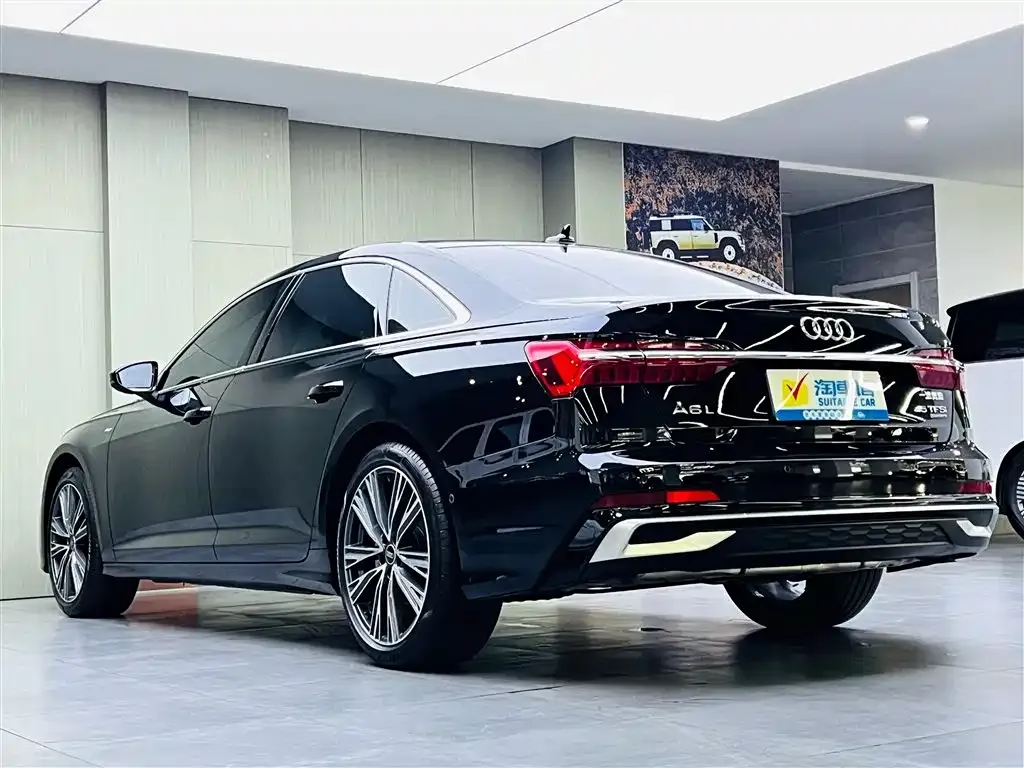 Audi A6L — фото 7