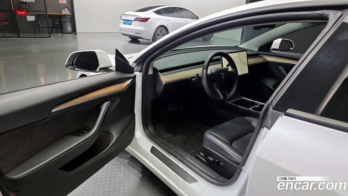 Tesla Model 3 2021 из KR, фото 10