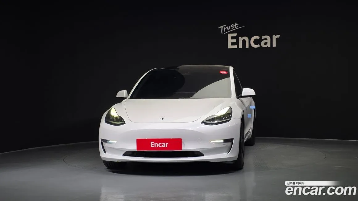 Tesla Model 3 2021 из KR, фото 3