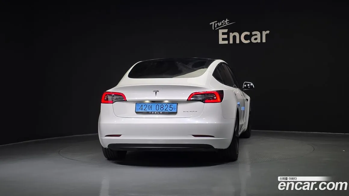 Tesla Model 3 2021 из KR, фото 4