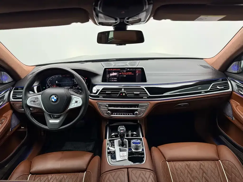 BMW 7 Series 2021 из CN, фото 7