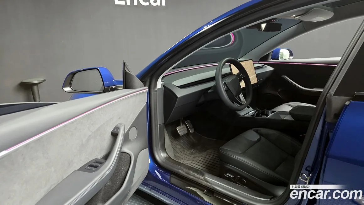Tesla Model 3 — фото 10