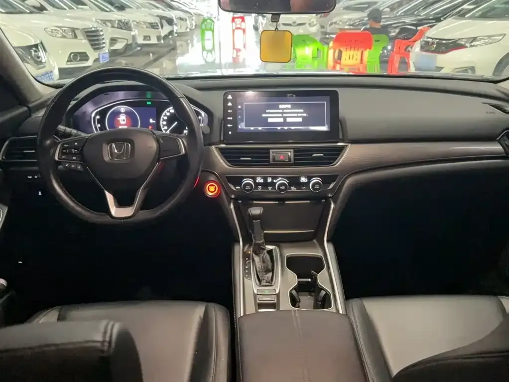Honda Accord 2023 из CN, фото 10