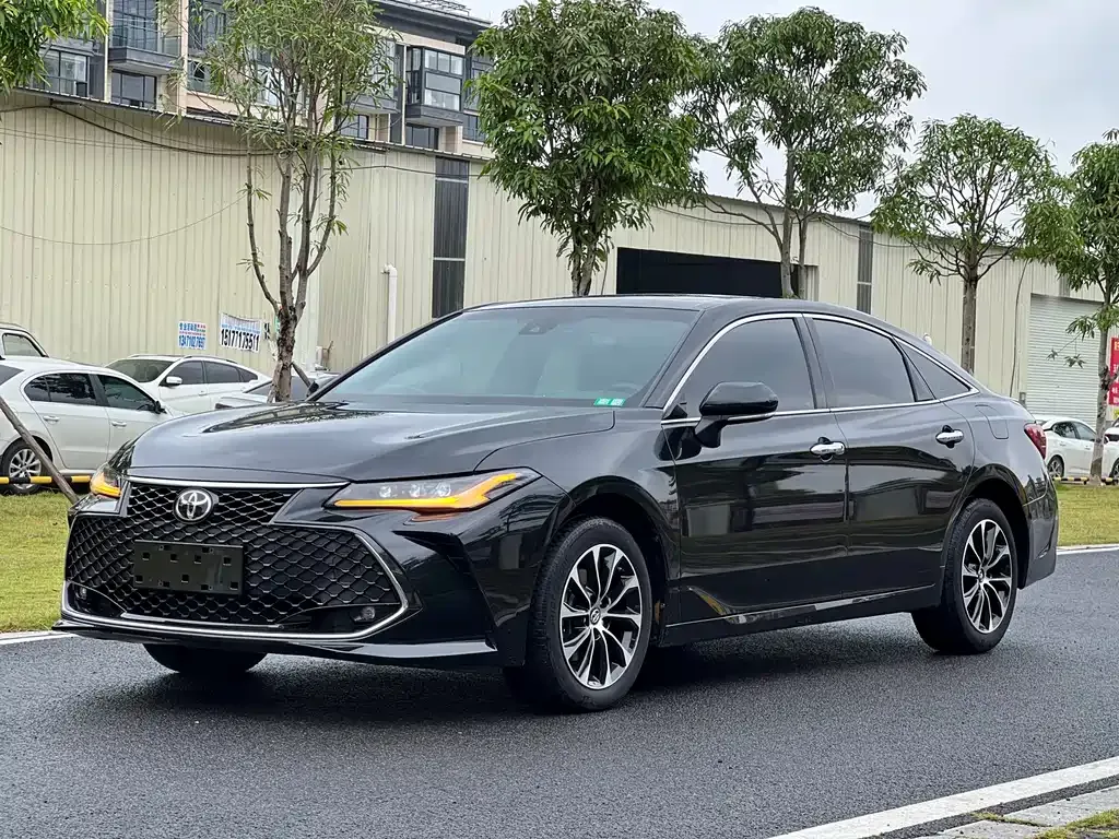 Toyota Avalon 2022 из CN, фото 3