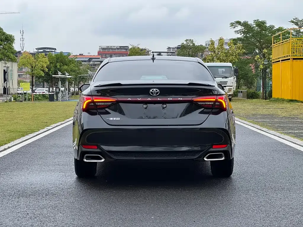 Toyota Avalon 2022 из CN, фото 8