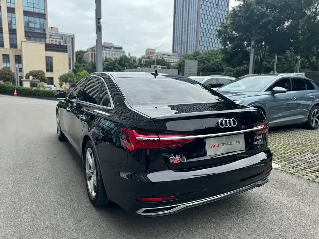 Audi A6L 2023 из CN, фото 5