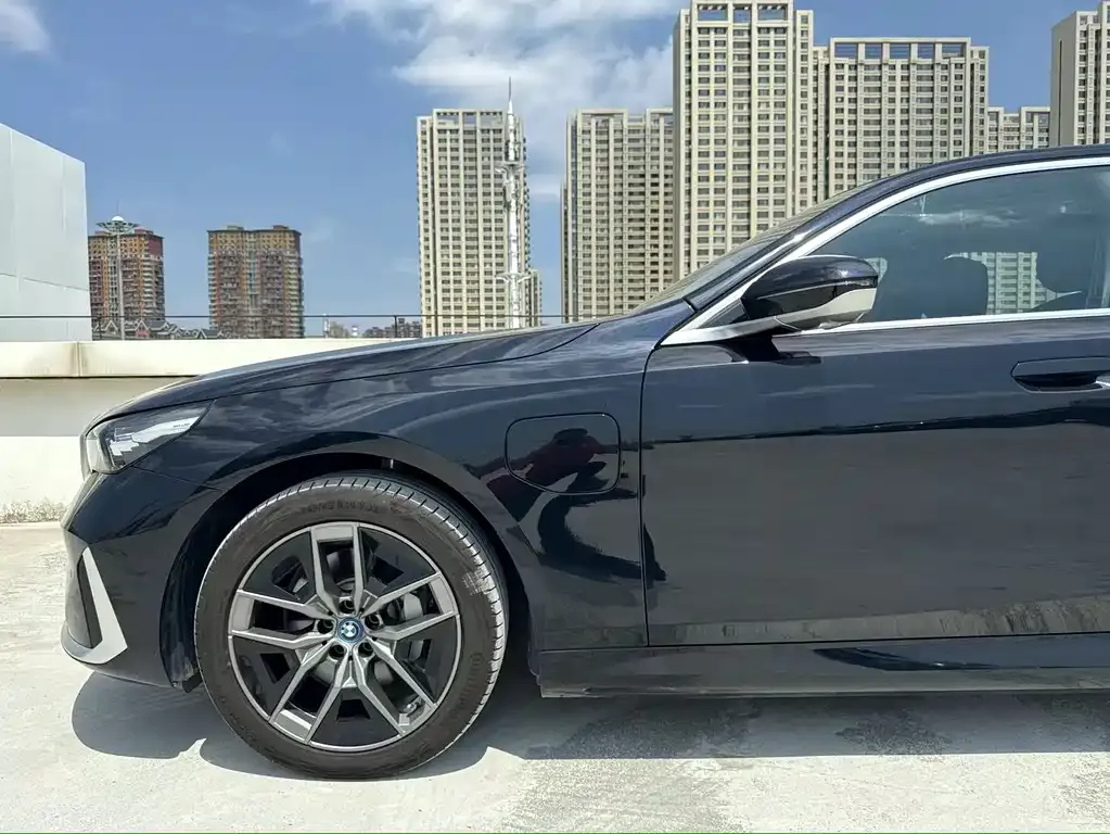 BMW i5 2024 из CN, фото 6