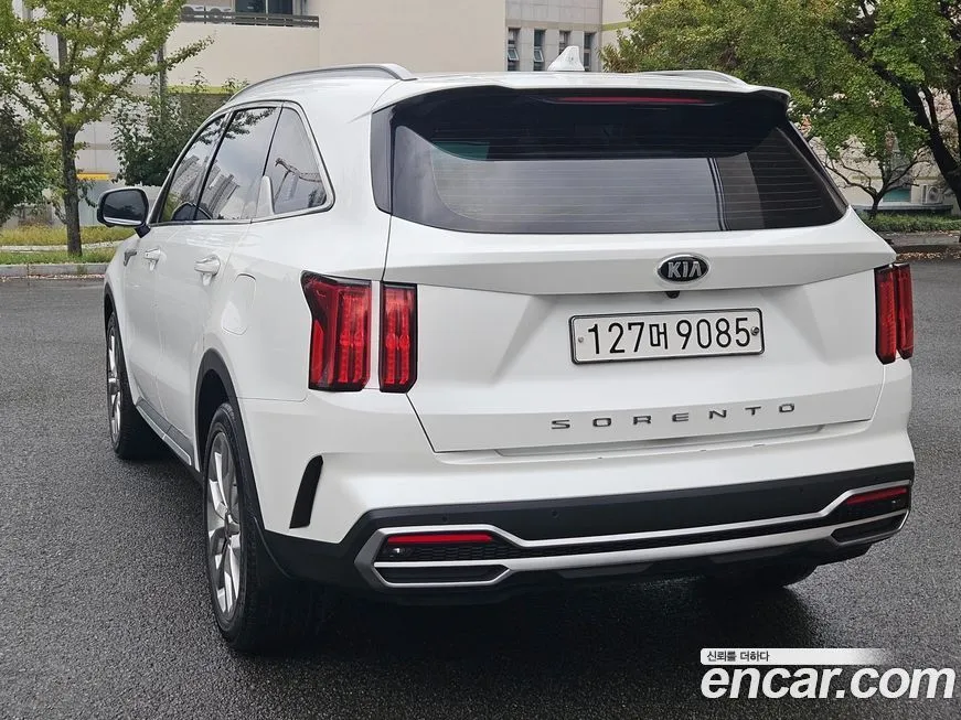 Kia Sorento — фото 5