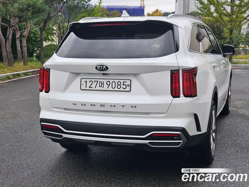 Kia Sorento — фото 6