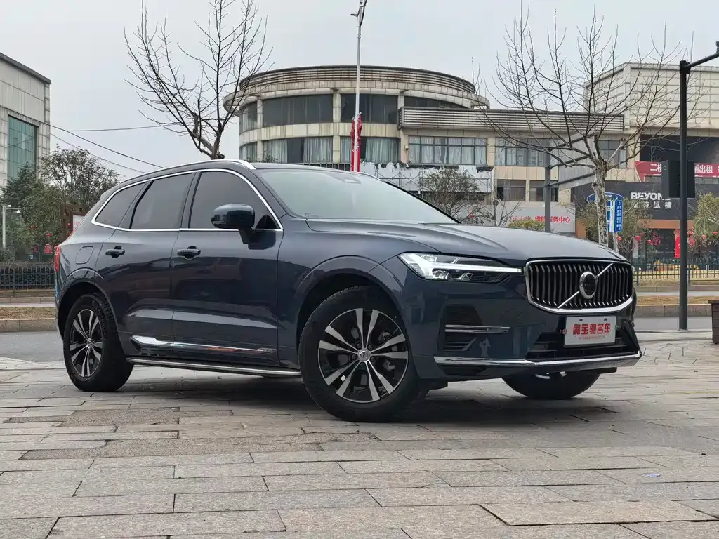 Volvo XC60 2023 из CN, фото 3