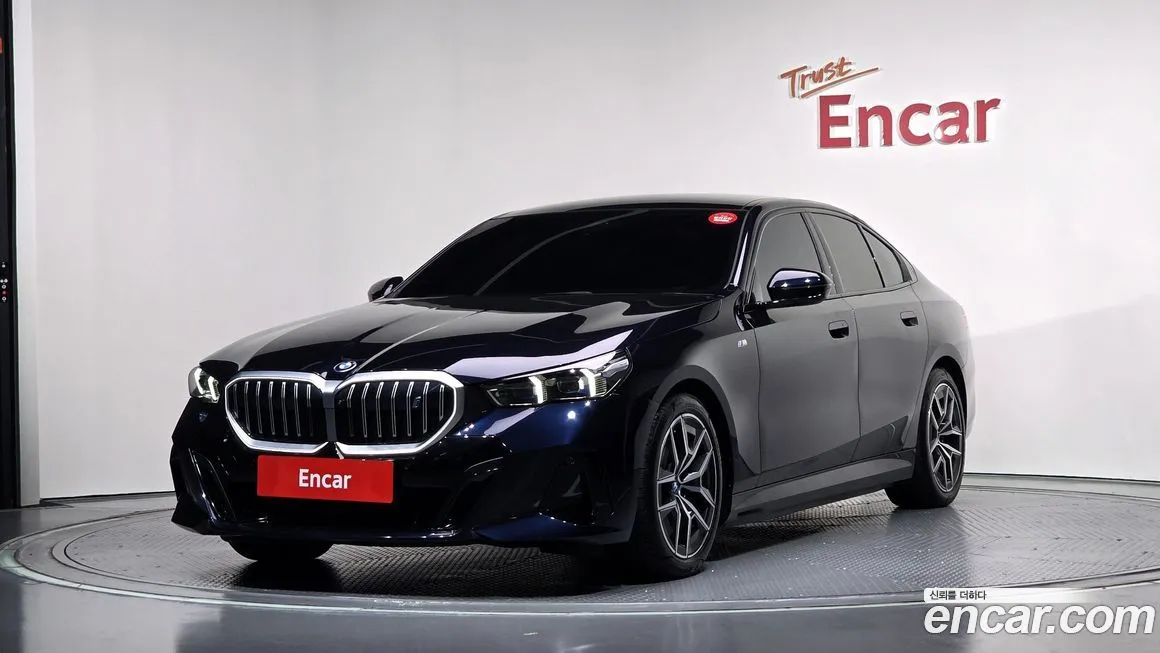 BMW i5 — фото 1