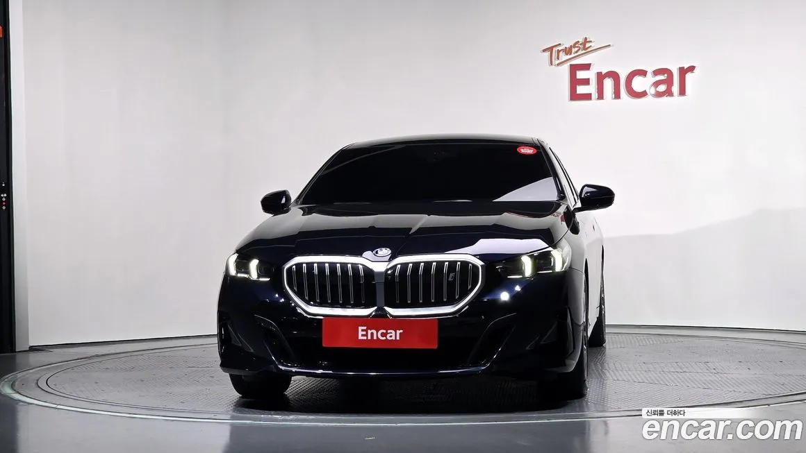 BMW i5 — фото 3