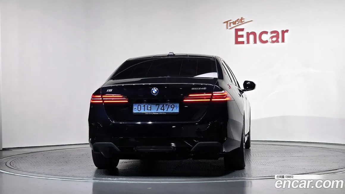 BMW i5 — фото 4