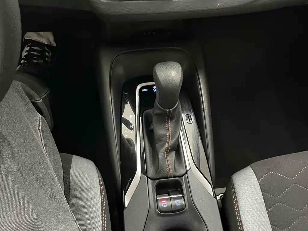 Toyota Corolla 2022 из CN, фото 10