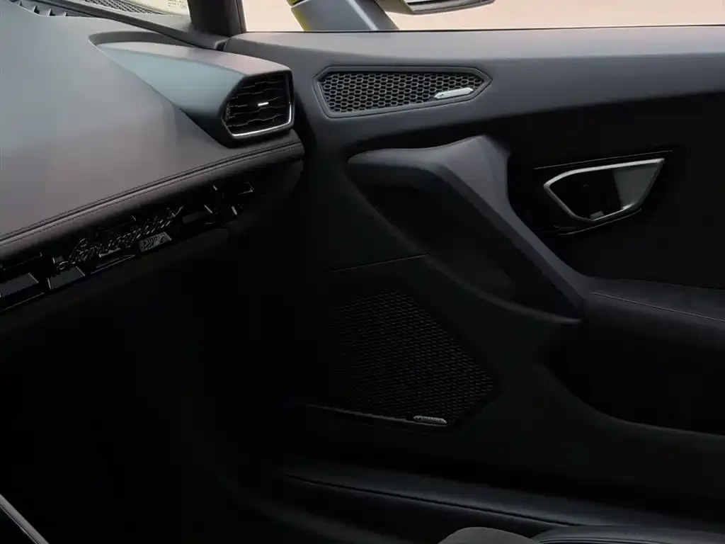 Lamborghini Huracan — фото 9