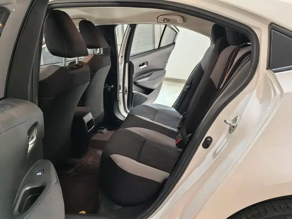 Toyota Corolla 2022 из CN, фото 9