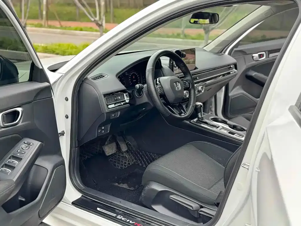 Honda Civic — фото 4