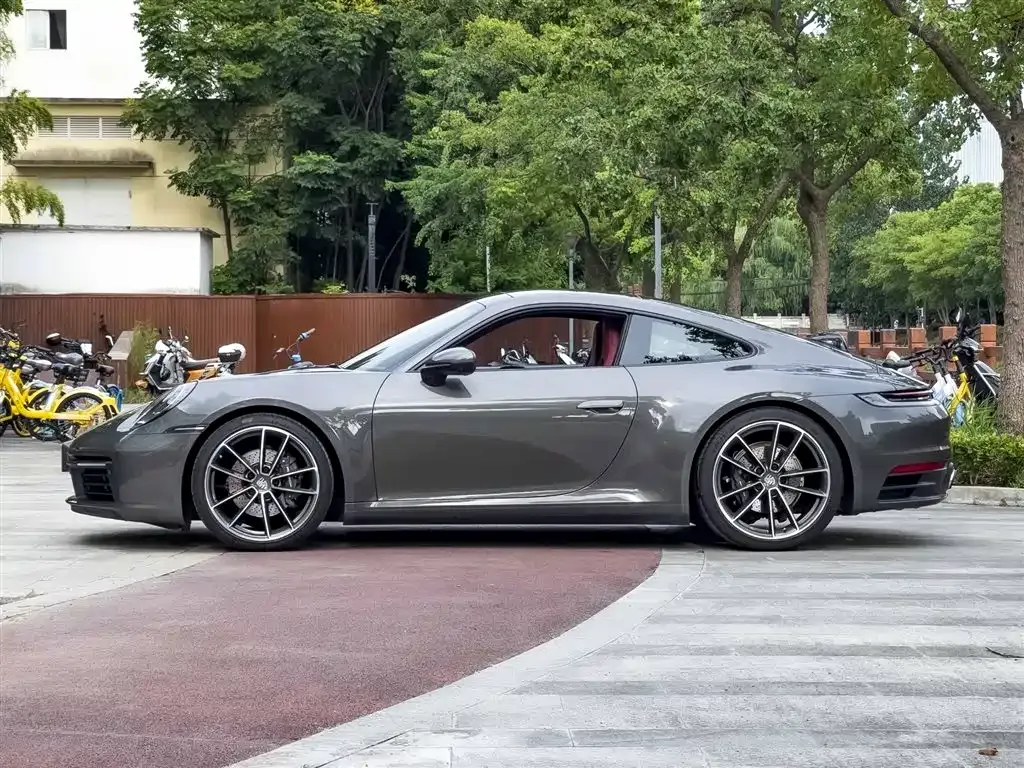 Porsche 911 2023 из CN, фото 4