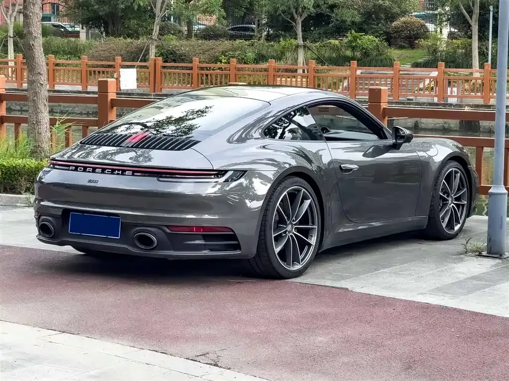 Porsche 911 2023 из CN, фото 5