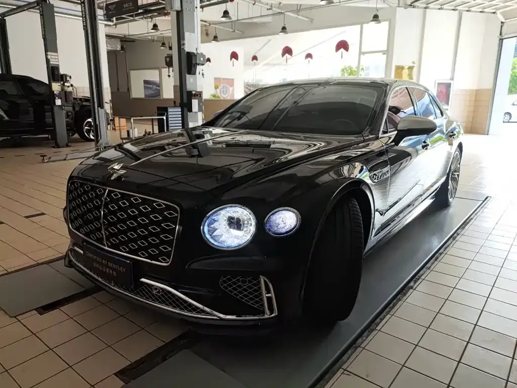 Bentley Flying Spur 2025 из CN, фото 1