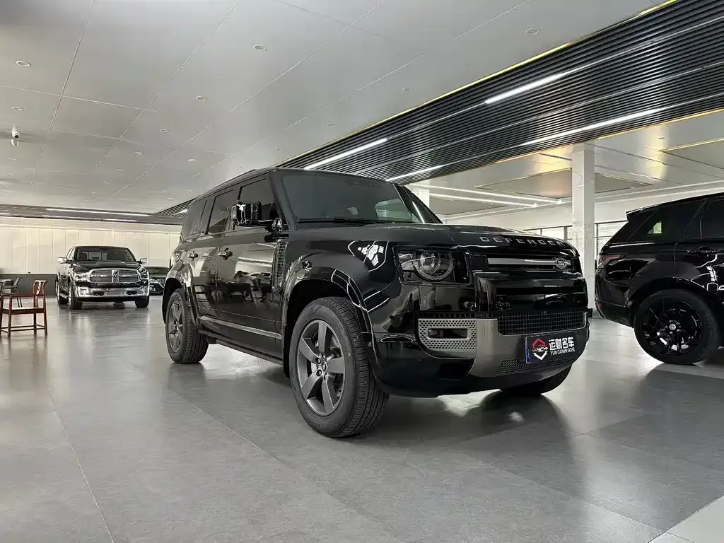 Land Rover Defender — фото 3