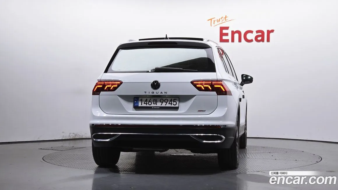 Volkswagen Tiguan — фото 4