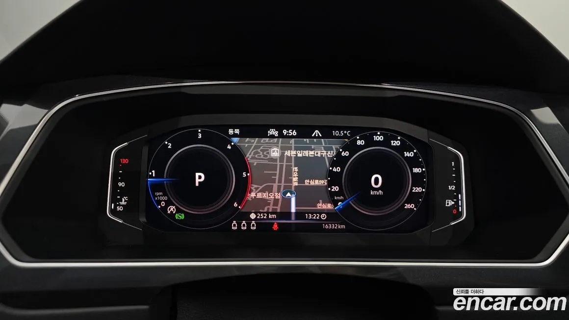 Volkswagen Tiguan — фото 8