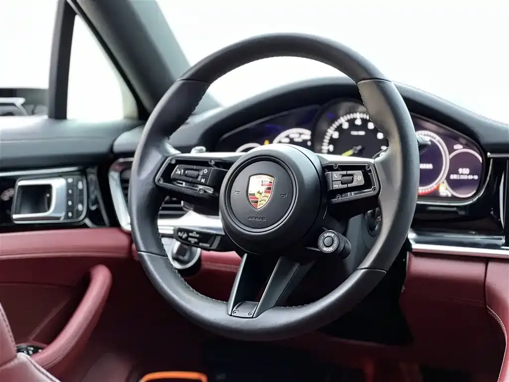 Porsche Panamera Hybrid — фото 10